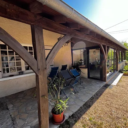 Maison De Famille Chaleureuse Дом отдыха Bassillac
