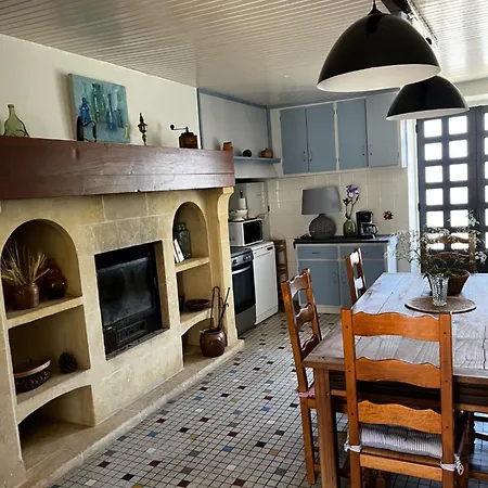 Maison De Famille Chaleureuse * Bassillac