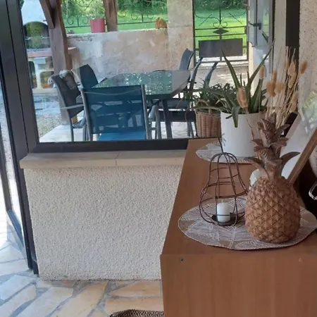 Holiday home Maison De Famille Chaleureuse