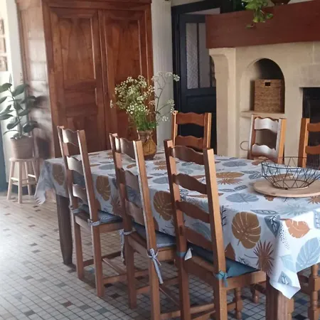 Dom wakacyjny Maison De Famille Chaleureuse